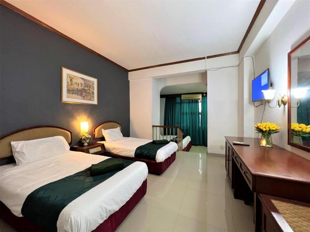 Adamson Hotel Kuala Lumpur Exterior foto