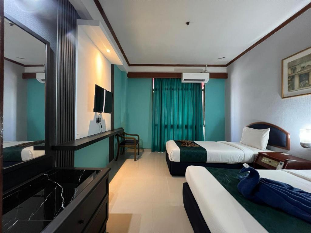 Adamson Hotel Kuala Lumpur Exterior foto